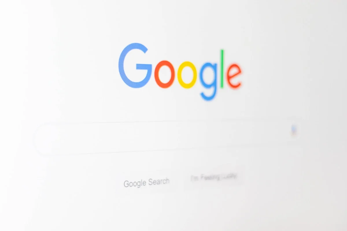 Google search interface showing photography keywords — how to find the right search terms for Google Ads